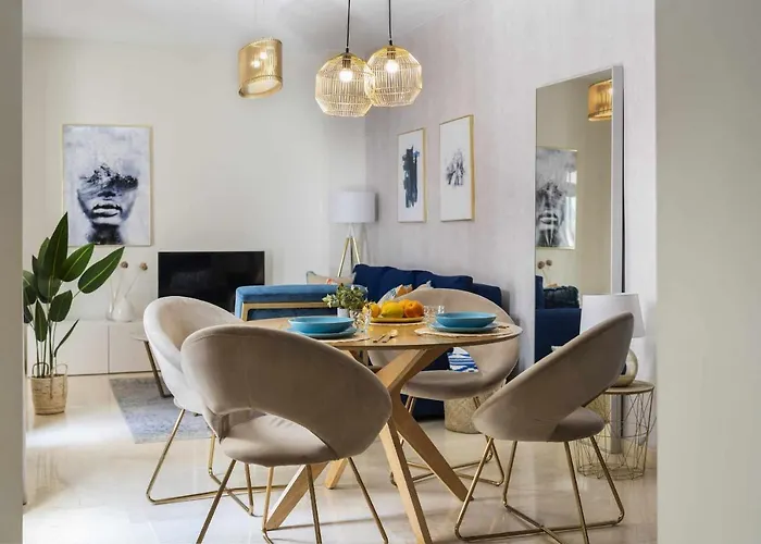 Unika Homes Malaga Beach & City